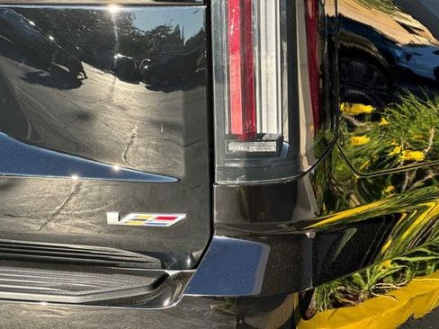 Certified 2025 Cadillac Escalade V image 29