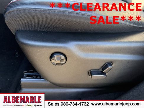 Used 2024 Dodge Durango Citadel image 17