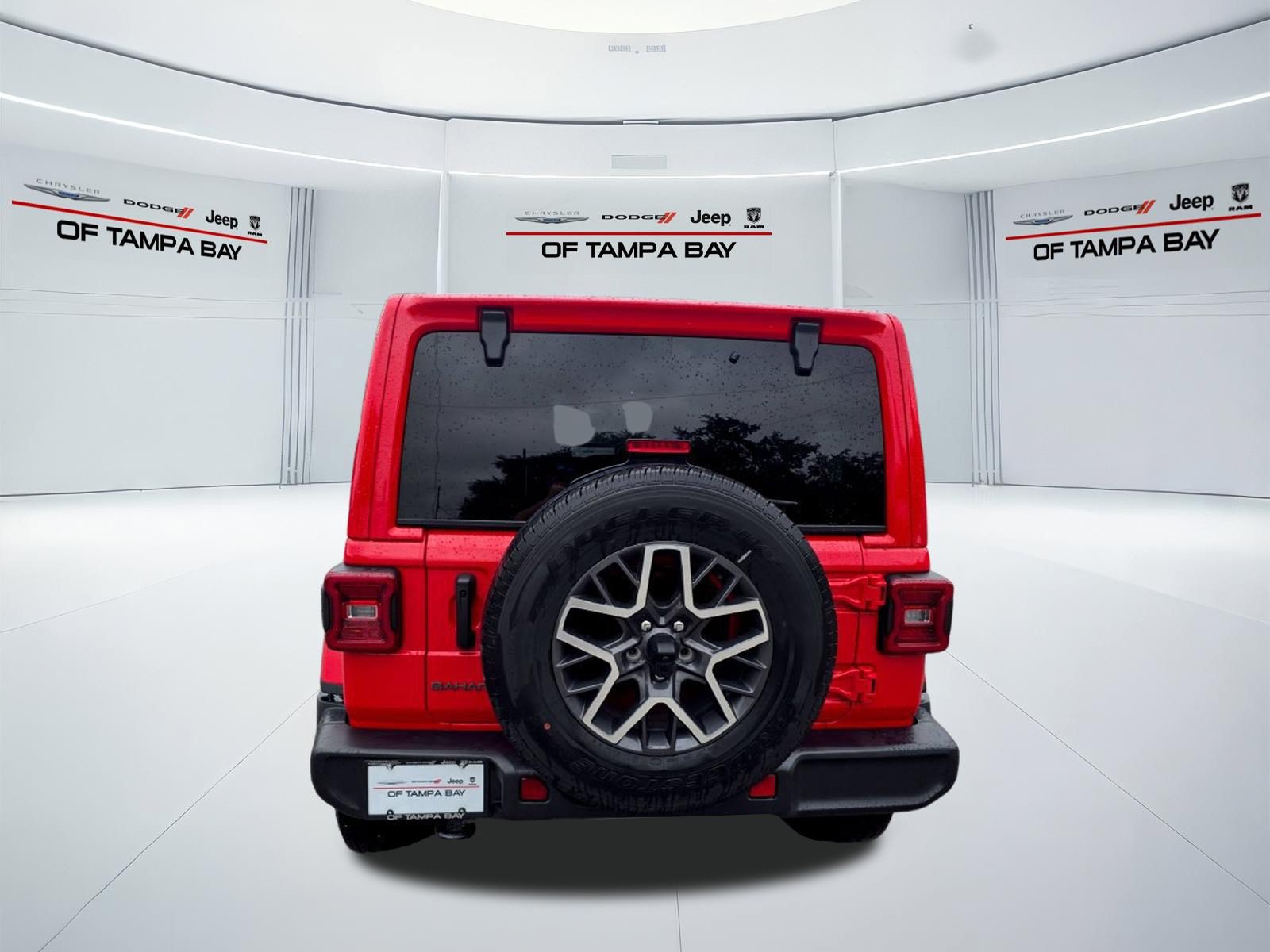 Used 2026 Jeep Wrangler Unlimited Sahara AWD/4WD image 5