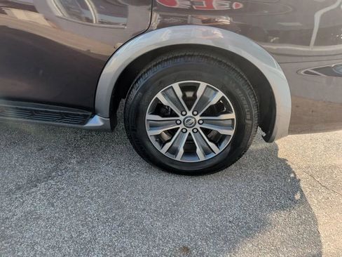 Used 2018 Nissan Armada SL w/ Moonroof Package image 13
