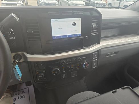 Used 2023 Ford F250 XL w/ STX Appearance Package AWD/4WD image 9