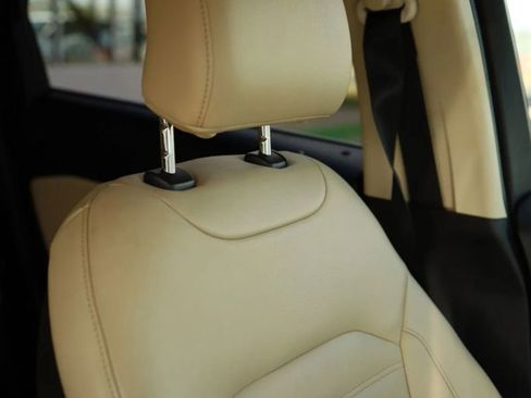 Used 2017 Ford Edge SEL w/ Equipment Group 201A image 48