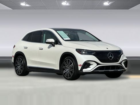Certified 2023 Mercedes-Benz EQE 350+ 4MATIC SUV image 5