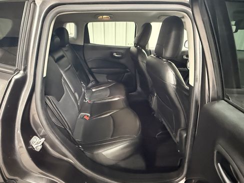 Used 2019 Jeep Compass Limited AWD/4WD image 8