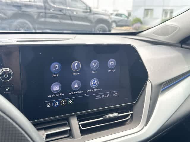 Used 2024 Chevrolet Trax LS w/ LS Convenience Package FWD image 16
