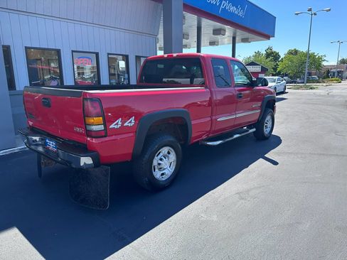 Used 2004 GMC Sierra 2500 SLE w/ Heavy-Duty Power Package AWD/4WD image 21