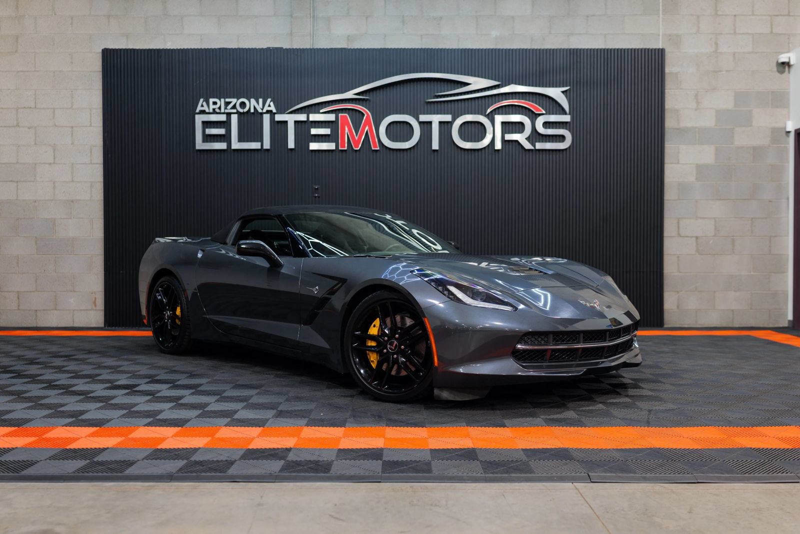 Used 2014 Chevrolet Corvette Stingray Convertible w/ 3LT Preferred Equipment Group RWD image 2