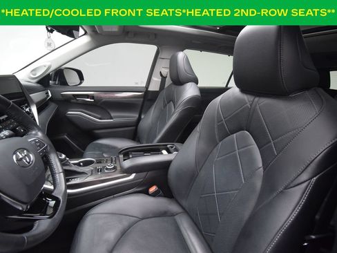Used 2020 Toyota Highlander Platinum AWD/4WD image 11