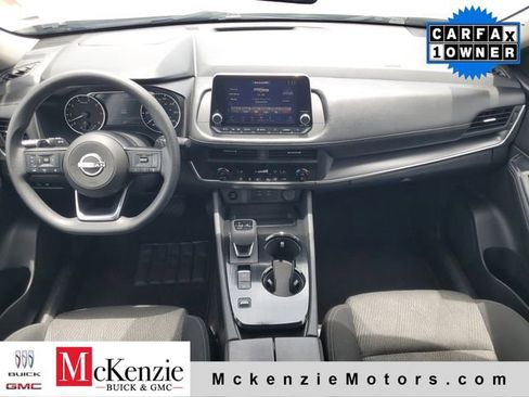 Used 2024 Nissan Rogue SV FWD image 24