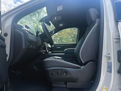 New 2026 GMC Sierra EV Elevation image 13