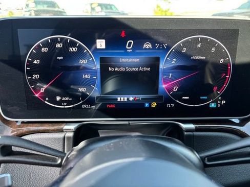 Used 2023 Mercedes-Benz S 500 4MATIC image 29