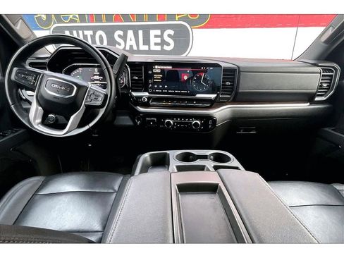 Used 2025 GMC Sierra 1500 SLT image 16