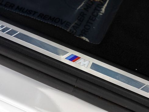 Certified 2025 BMW X5 xDrive40i w/ M Sport Package image 34