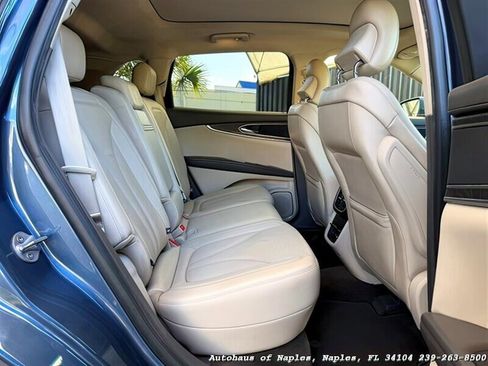 Used 2018 Lincoln MKX Reserve image 25