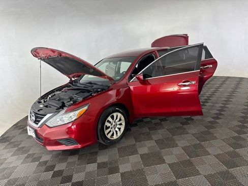 Used 2018 Nissan Altima 2.5 S w/ S Convenience Package FWD image 12