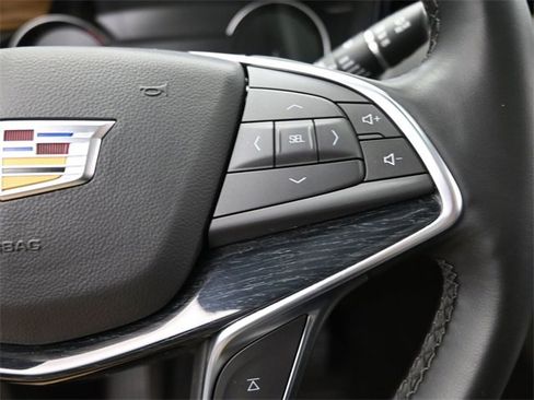 Certified 2025 Cadillac XT5 Premium Luxury image 31