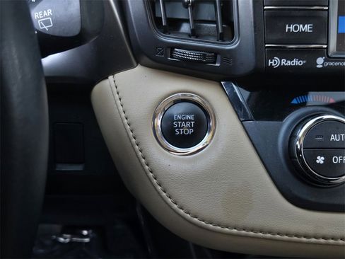 Used 2018 Toyota RAV4 XLE w/ Plus Extra Value Package image 22