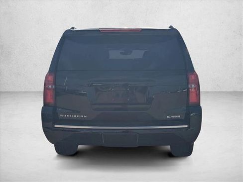 Used 2018 Chevrolet Suburban Premier image 6