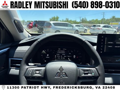 New 2026 Mitsubishi Outlander SE AWD/4WD image 6