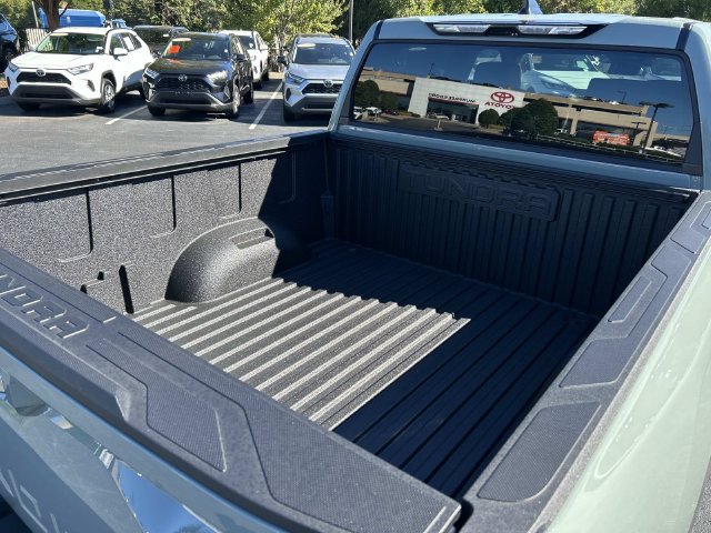 Used 2026 Toyota Tundra Limited AWD/4WD image 12
