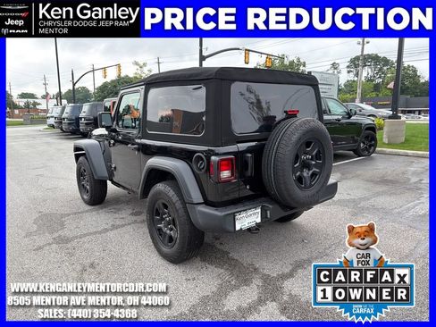 Used 2024 Jeep Wrangler Sport AWD/4WD image 7