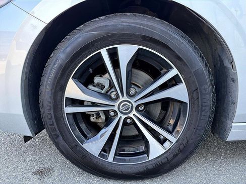 Used 2021 Nissan Sentra SV image 8