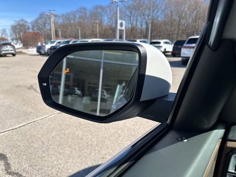 New 2026 Volkswagen Atlas SE image 16