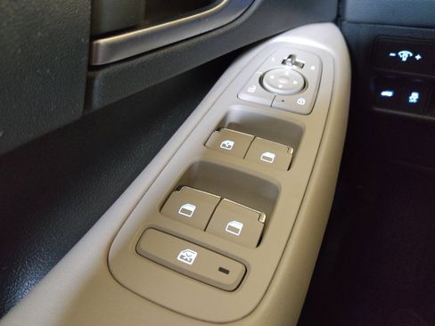Used 2023 Hyundai Sonata SE FWD image 27