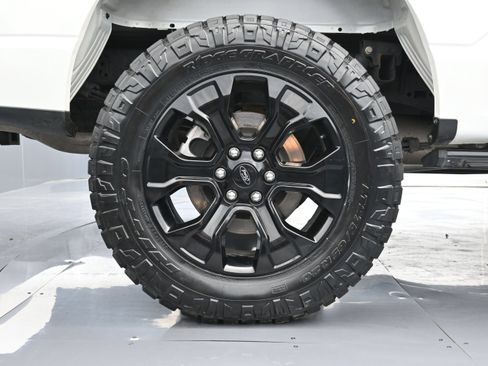 Used 2023 Ford F150 Lariat w/ Equipment Group 502A High AWD/4WD image 18