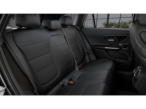 New 2026 Mercedes-Benz GLC 300 4MATIC image 5