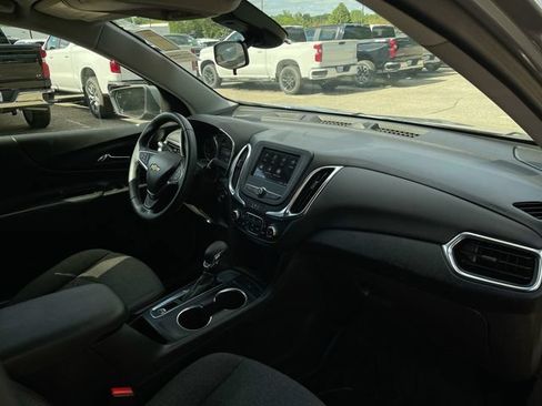 Used 2024 Chevrolet Equinox LT w/ LPO, Floor Liner Package FWD image 28