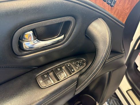 Used 2019 INFINITI QX80 Luxe RWD image 26