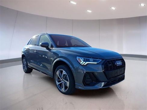 New 2025 Audi Q3 2.0T Premium image 1