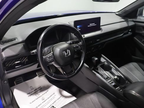 Used 2023 Honda Accord Sport image 15