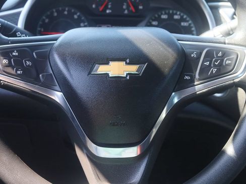 Used 2018 Chevrolet Malibu LS FWD image 8