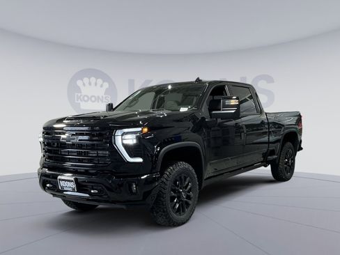 New 2026 Chevrolet Silverado 2500 High Country w/ Midnight Edition AWD/4WD image 1