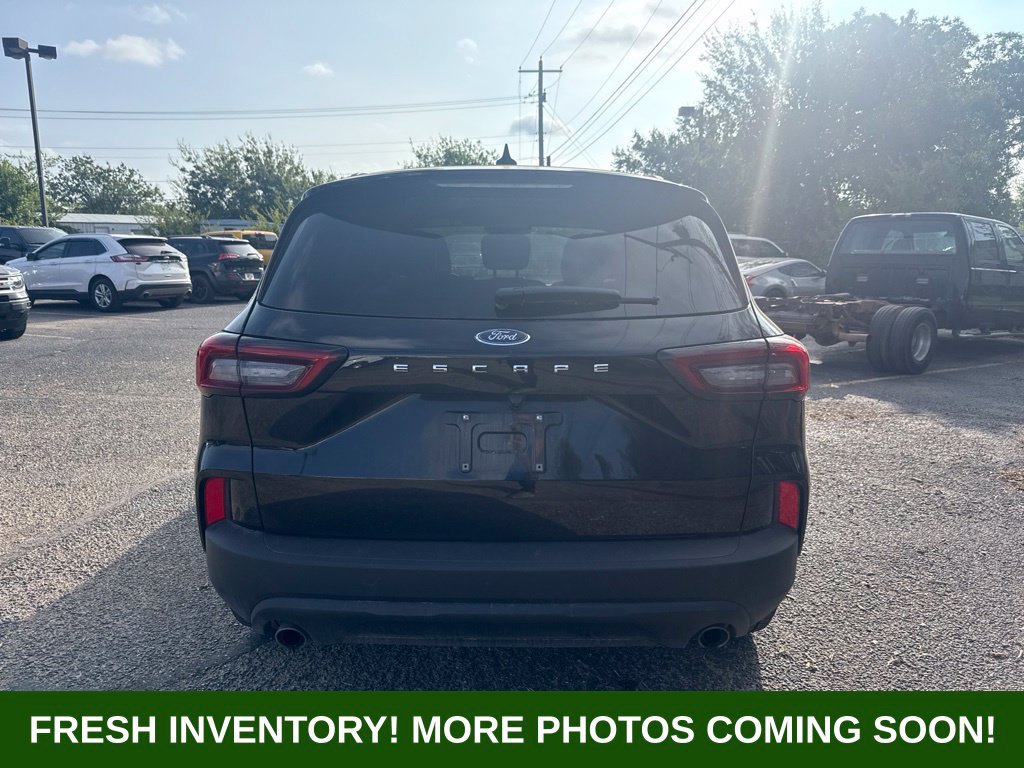 Used 2025 Ford Escape ST-Line FWD image 3