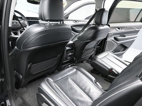 Used 2021 Jeep Grand Cherokee L Limited w/ MOPAR Finishing Package image 18