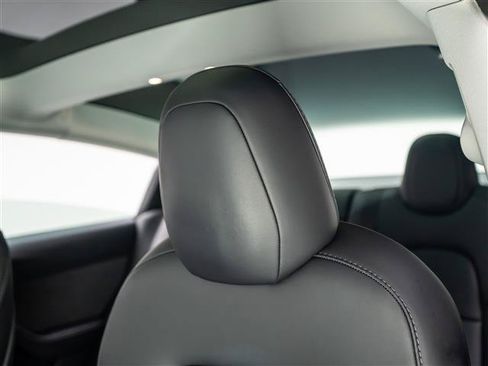 Used 2023 Tesla Model 3 Standard Range RWD image 14