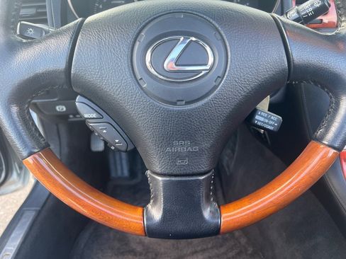 Used 2002 Lexus SC 430 Convertible RWD image 16