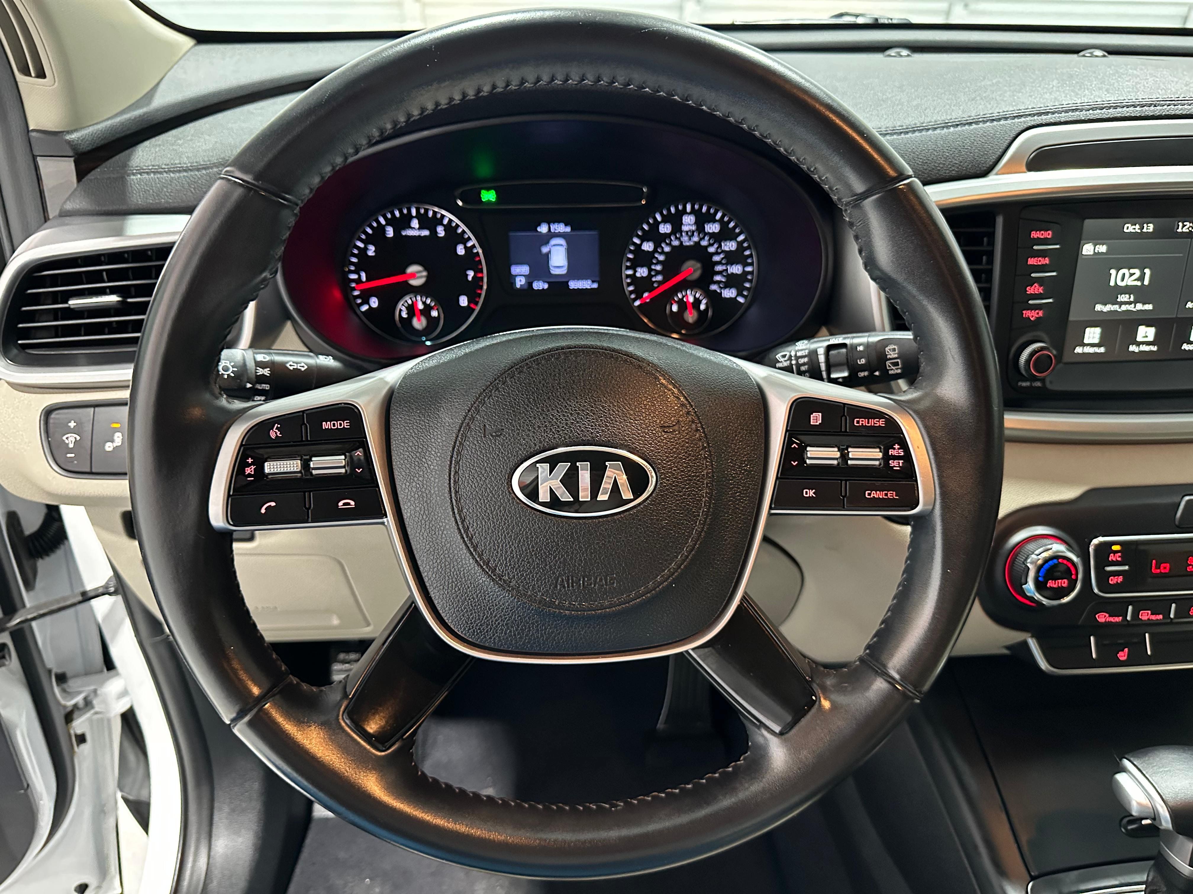 Used 2020 Kia Sorento S FWD image 16