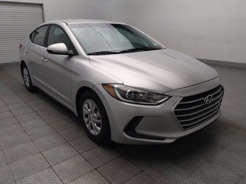 Used 2017 Hyundai Elantra SE FWD image 13