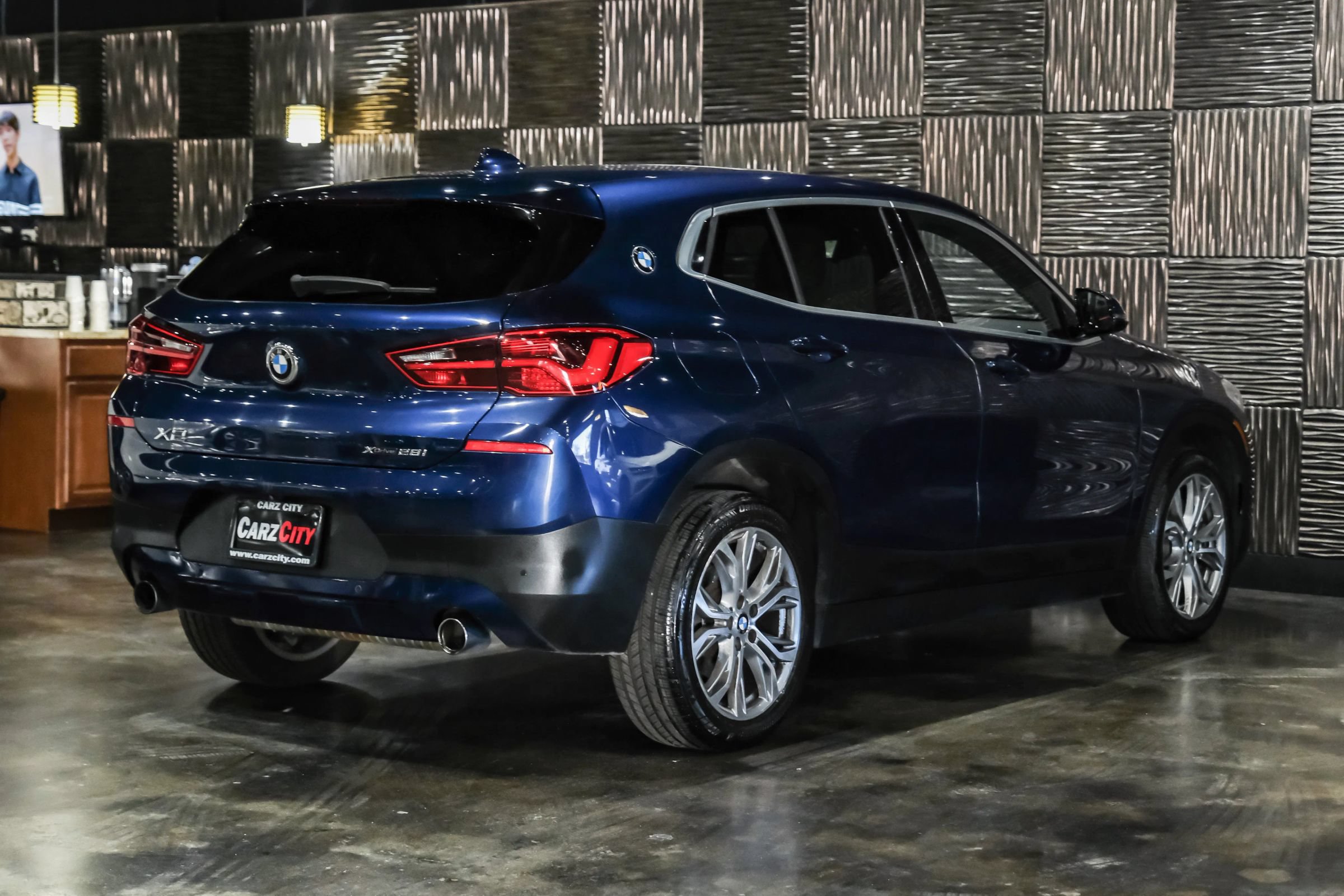 Used 2018 BMW X2 xDrive28i w/ Convenience Package AWD/4WD image 9
