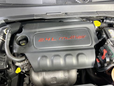 Used 2022 Jeep Compass Limited AWD/4WD image 28