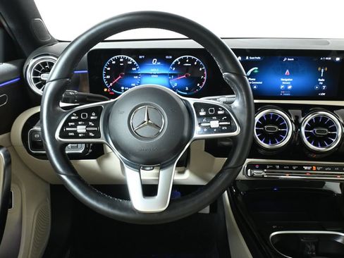 Certified 2022 Mercedes-Benz A 220 image 18