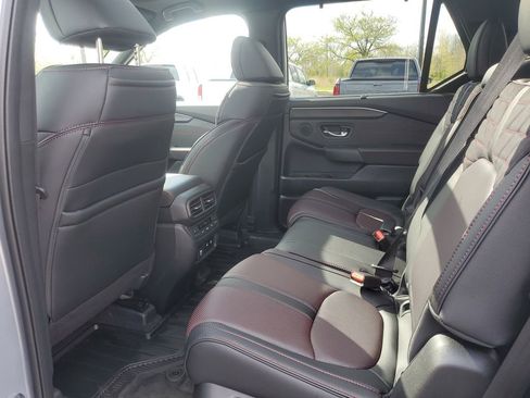 New 2026 Honda Pilot Black Edition image 25