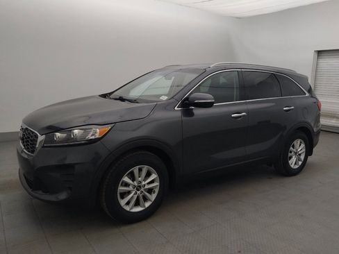 Used 2020 Kia Sorento LX w/ LX I4 Convenience Package FWD image 2