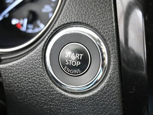 Used 2022 Nissan Rogue Sport SL image 21