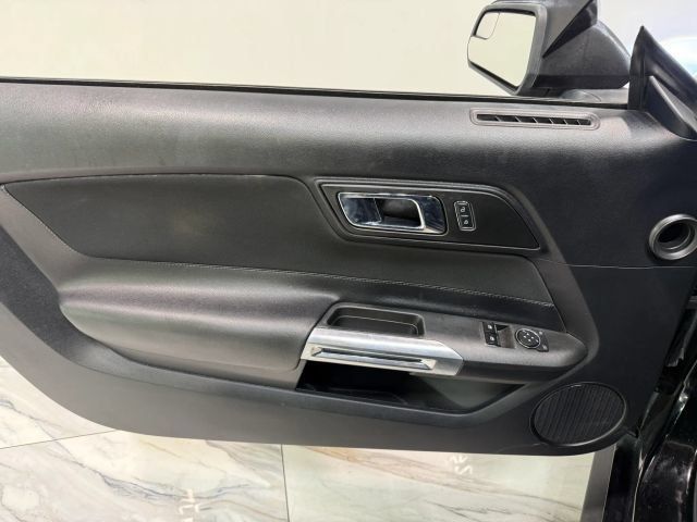 Used 2016 Ford Mustang GT RWD image 10