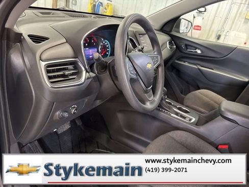 Used 2023 Chevrolet Equinox LT w/ LPO, Floor Liner Package image 38